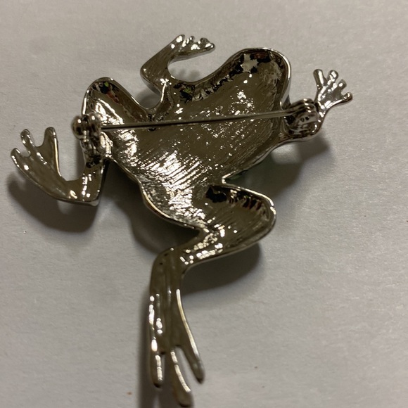 Rhinestone Frog Brooch - Picture 6 of 6